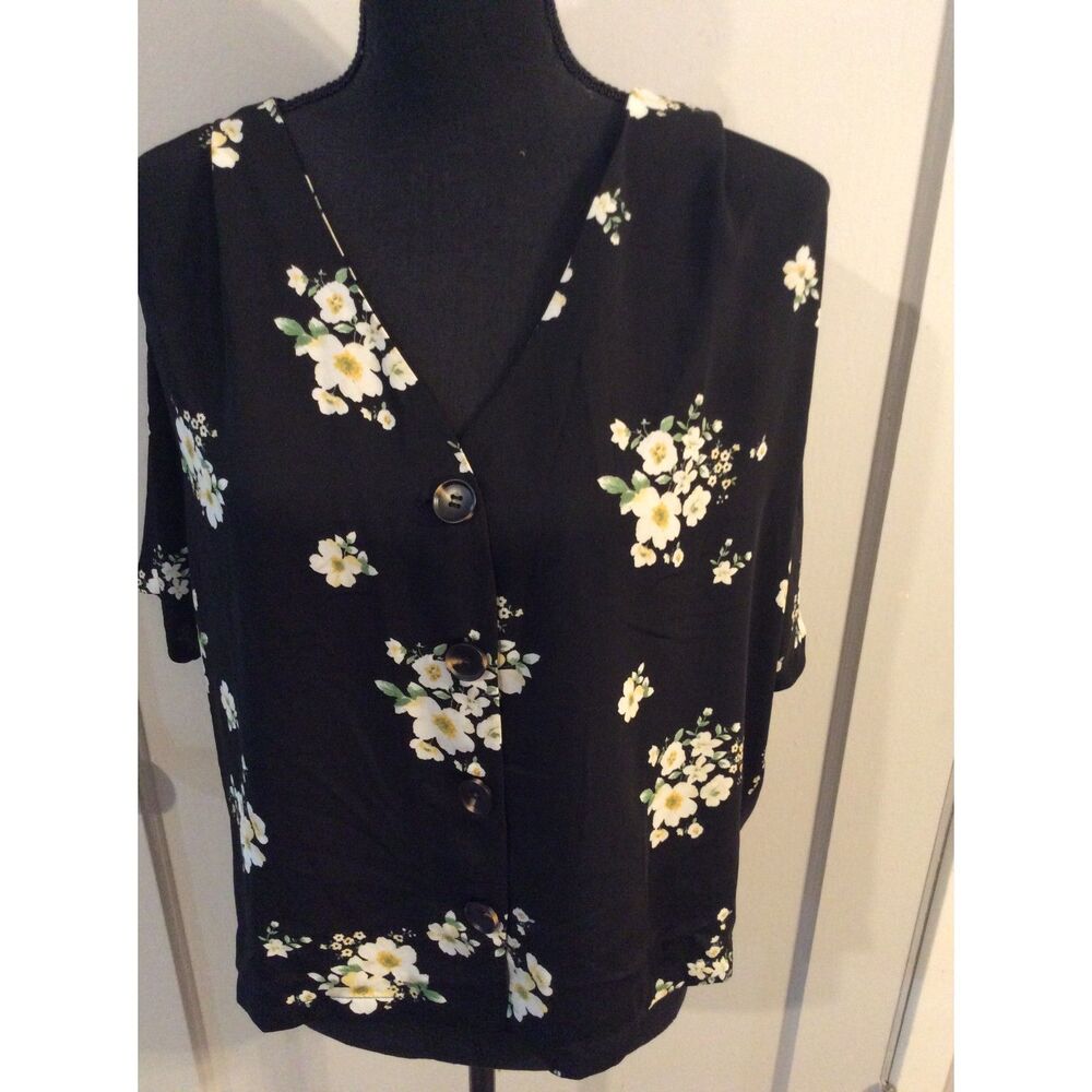 Elodie Large Black floral Button up blouse Womens L V Neck